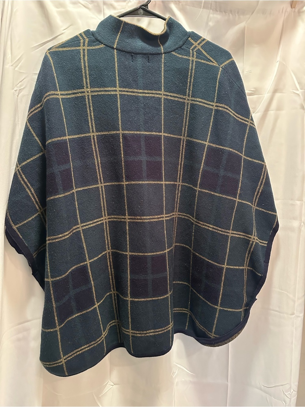 Nicole Miller Plaid Zip-Up Fleece Jacket in Green plaid - Picture 3 of 3